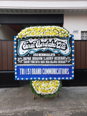 Papan Bunga Duka di Buaran Bambu